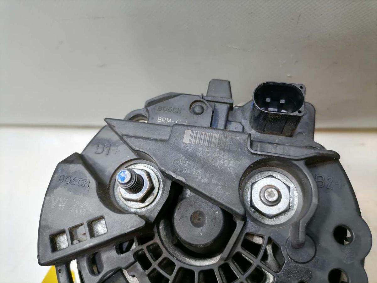 Audi A3 8P original Lichtmaschine Generator 1.4TFSI 92kw Bj.2012 Audi A3 8P original Lichtmaschine Generator 1.4TFSI 92kw Bj.2012